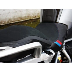 Luimoto 8081301 Motorsports Rider Low Seat Cover For BMW R1200GS (2013-current) -Motorcycle Gear Shop luimoto 8081301 motorsports rider low seat cover image4
