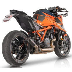 QD AKTM0200038 Euro 5 Gunshot Slip-on Exhaust, Dark For KTM 1290 Super Duke R (2020-) -Motorcycle Gear Shop qd aktm0200038 euro 5 gunshot slip on exhaust dark image3