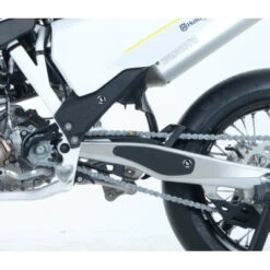 R&G EZBG1100BL Eazi-Grip Boot Guard 4-Grip Kit For Husqvarna FS450 (2015-) -Motorcycle Gear Shop rg ezbg1100bl eazi grip boot guard 4 grip kit image4